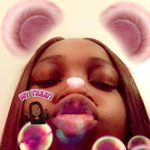 Meet your Posher, Laronda